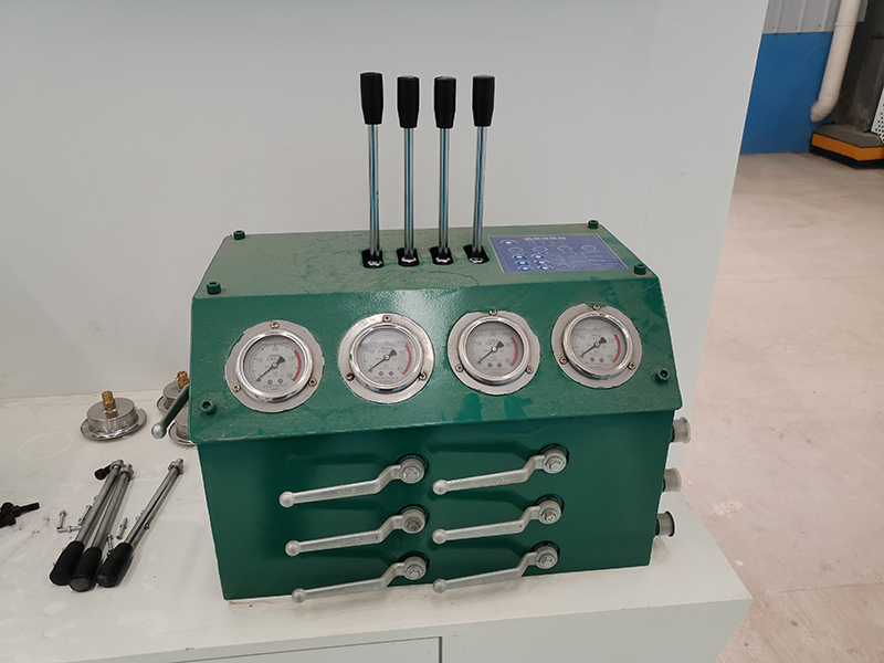 3-осный гидравлический прицеп