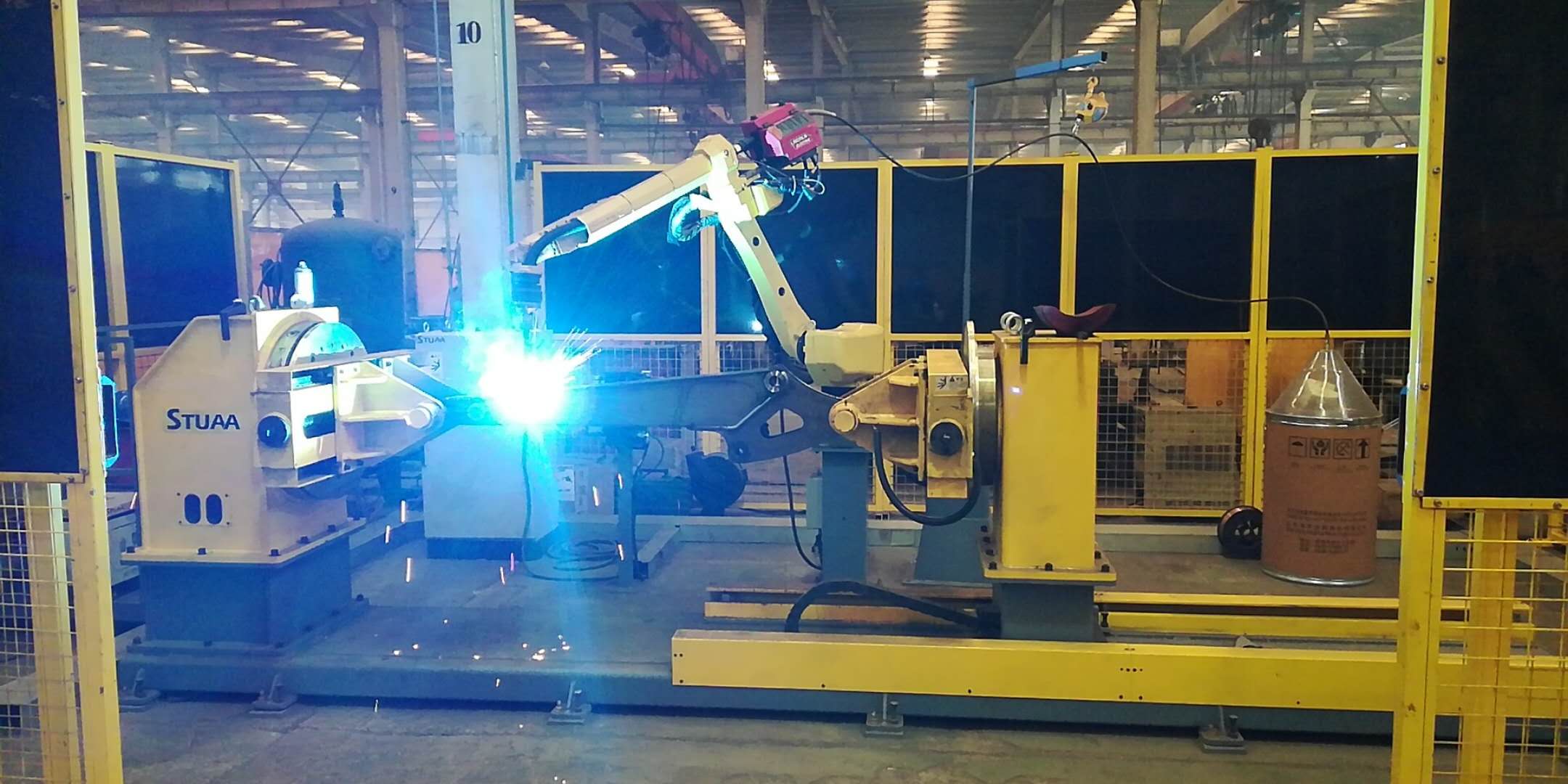 Сварочный робот Welding robot