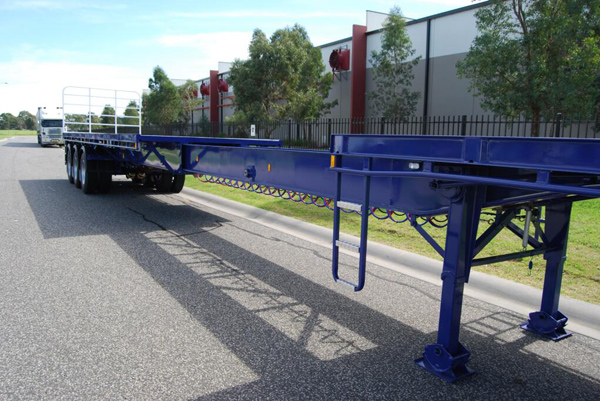 выдвижной бортовой прицеп extendable flatbed trailer